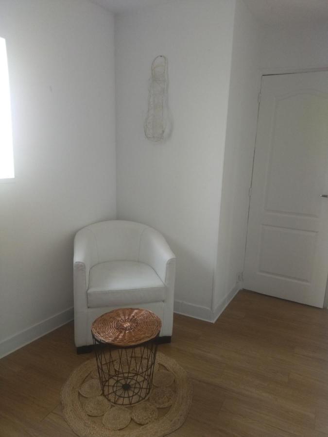 Chambre Pinky Elisabeth Proche Paris Daire Stains Dış mekan fotoğraf